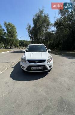 Внедорожник / Кроссовер Ford Kuga 2011 в 