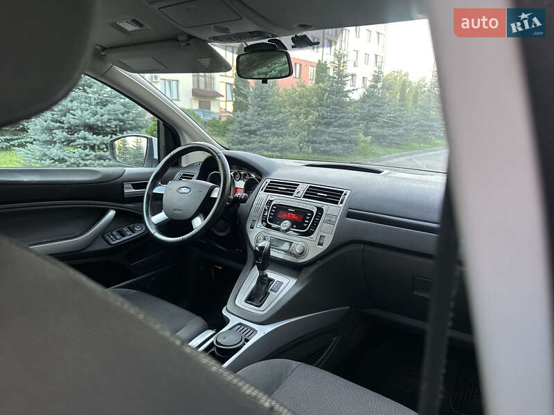 Внедорожник / Кроссовер Ford Kuga 2010 в Ровно