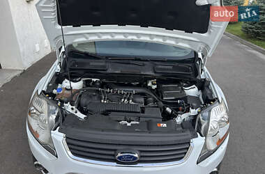 Внедорожник / Кроссовер Ford Kuga 2010 в 