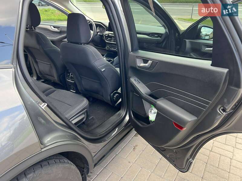 Внедорожник / Кроссовер Ford Kuga 2023 в Киеве фото 21 Внедорожник / Кроссовер Ford Kuga 2023 в Киеве