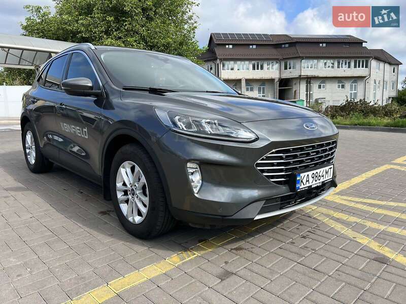 Ford Kuga 2023
