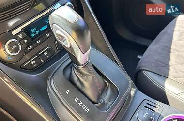 Внедорожник / Кроссовер Ford Kuga 2013 в 