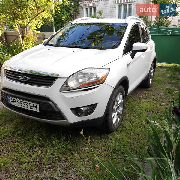 Внедорожник / Кроссовер Ford Kuga 2012 в Баре фото 10 Внедорожник / Кроссовер Ford Kuga 2012 в Баре