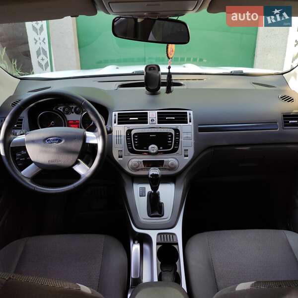Внедорожник / Кроссовер Ford Kuga 2012 в Баре фото 13 Внедорожник / Кроссовер Ford Kuga 2012 в Баре
