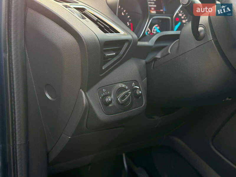 Внедорожник / Кроссовер Ford Kuga 2019 в Киеве