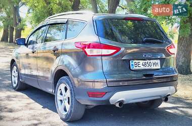 Внедорожник / Кроссовер Ford Kuga 2015 в 