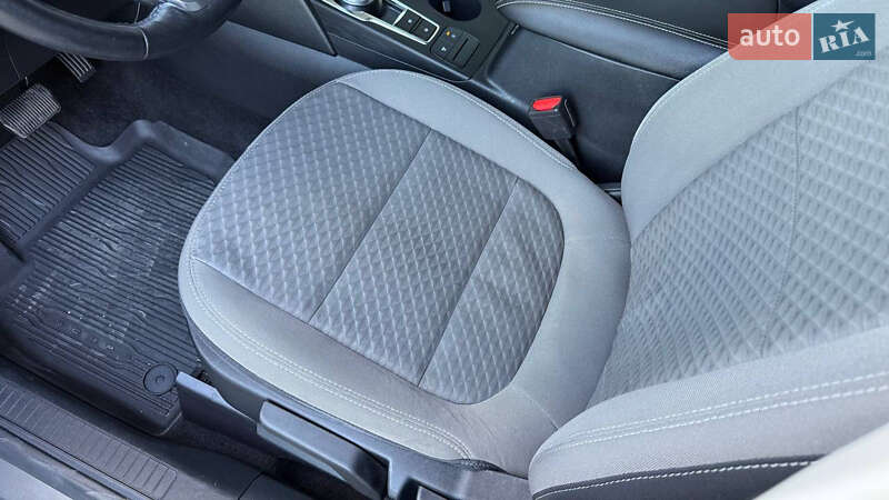 Внедорожник / Кроссовер Ford Kuga 2021 в Киеве