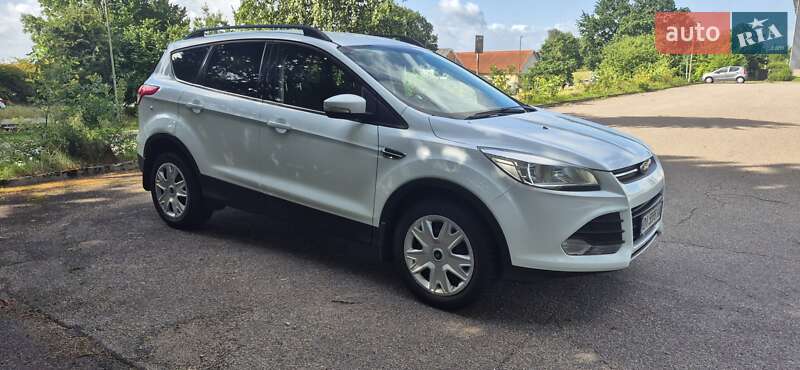 Внедорожник / Кроссовер Ford Kuga 2014 в Машевке