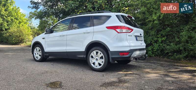 Внедорожник / Кроссовер Ford Kuga 2014 в Машевке