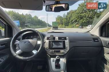 Внедорожник / Кроссовер Ford Kuga 2011 в 