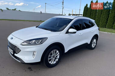 Внедорожник / Кроссовер Ford Kuga 2020 в 