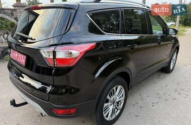 Внедорожник / Кроссовер Ford Kuga 2019 в 