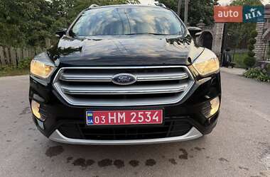Внедорожник / Кроссовер Ford Kuga 2019 в 