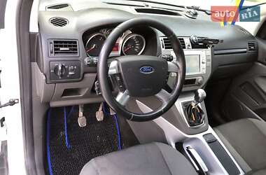 Внедорожник / Кроссовер Ford Kuga 2013 в 