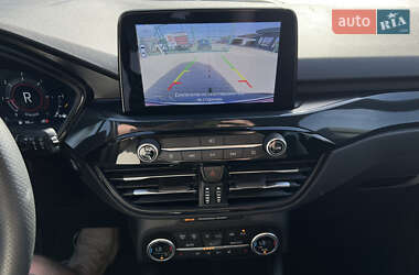 Внедорожник / Кроссовер Ford Kuga 2020 в 