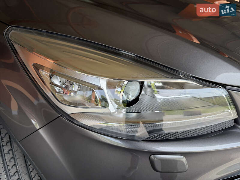 Внедорожник / Кроссовер Ford Kuga 2013 в Львове