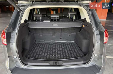 Внедорожник / Кроссовер Ford Kuga 2013 в 