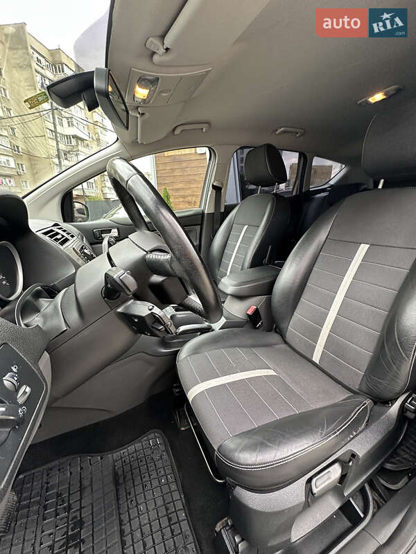 Внедорожник / Кроссовер Ford Kuga 2011 в Ивано-Франковске