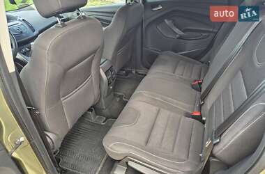 Внедорожник / Кроссовер Ford Kuga 2013 в 