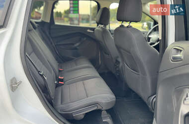 Внедорожник / Кроссовер Ford Kuga 2013 в 