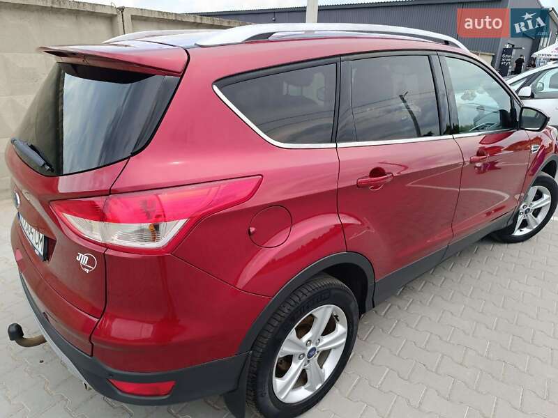 Внедорожник / Кроссовер Ford Kuga 2015 в Житомире