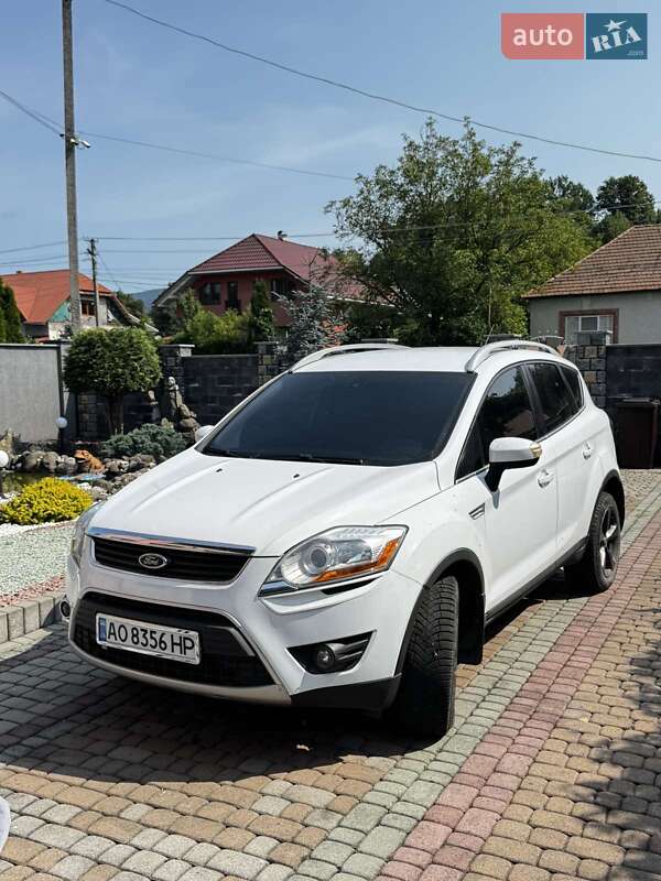 Ford Kuga 2011
