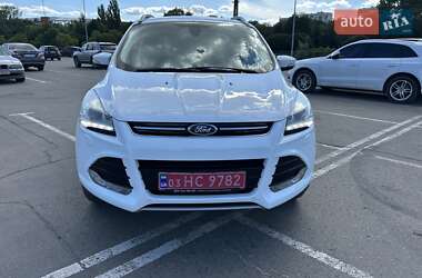 Внедорожник / Кроссовер Ford Kuga 2014 в 