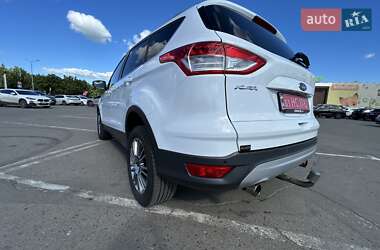 Внедорожник / Кроссовер Ford Kuga 2014 в 