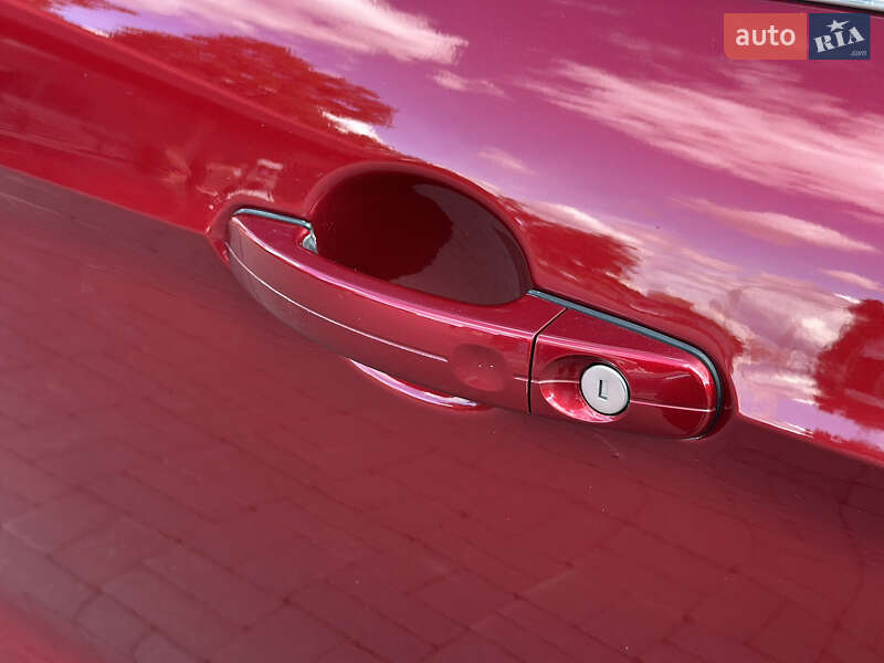 Внедорожник / Кроссовер Ford Kuga 2015 в Ровно