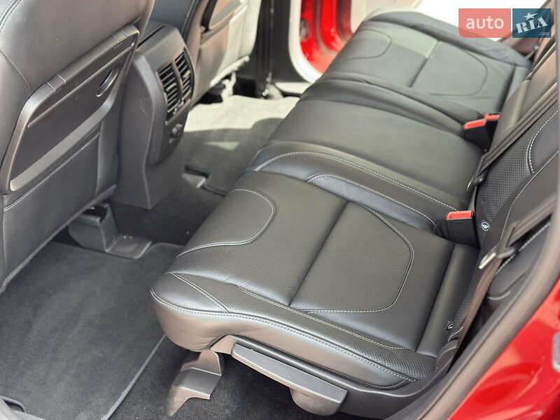 Внедорожник / Кроссовер Ford Kuga 2015 в Ровно