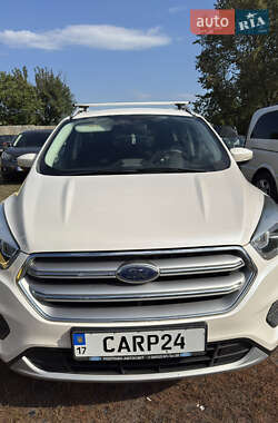 Ford Kuga 2016