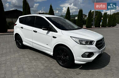 Позашляховик / Кросовер Ford Kuga 2017 в Вінниці