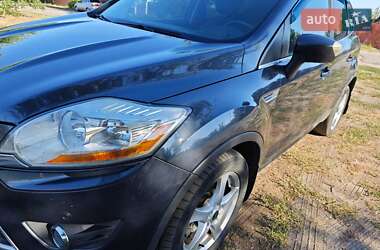 Внедорожник / Кроссовер Ford Kuga 2010 в Изюме