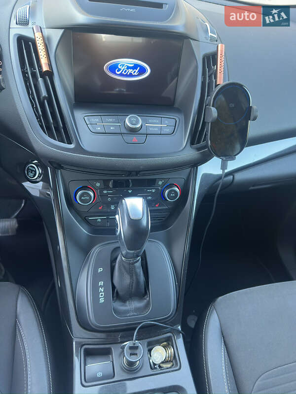 Позашляховик / Кросовер Ford Kuga 2019 в Черкасах фото 7 Позашляховик / Кросовер Ford Kuga 2019 в Черкасах