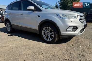 Ford Kuga 2019