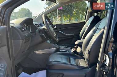 Внедорожник / Кроссовер Ford Kuga 2011 в 