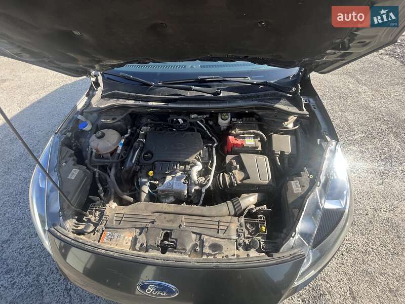 Внедорожник / Кроссовер Ford Kuga 2020 в Гайсине