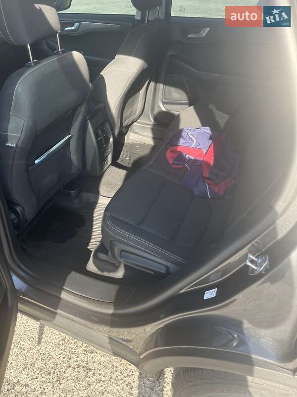 Внедорожник / Кроссовер Ford Kuga 2020 в Гайсине