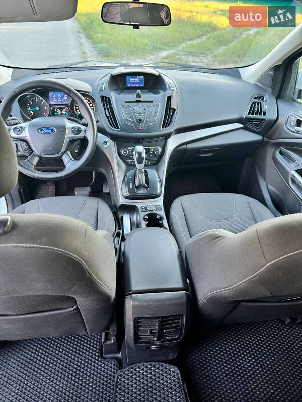 Внедорожник / Кроссовер Ford Kuga 2016 в Василькове