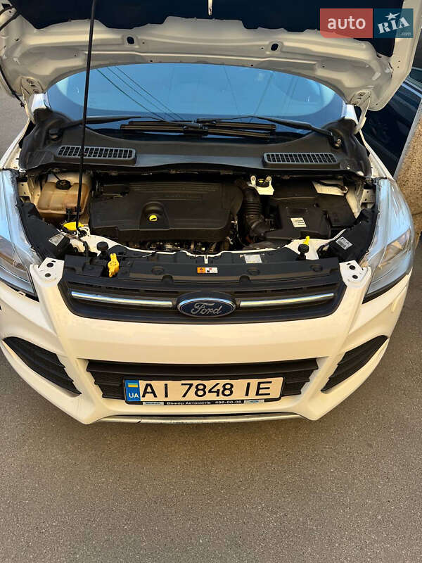 Внедорожник / Кроссовер Ford Kuga 2016 в Василькове