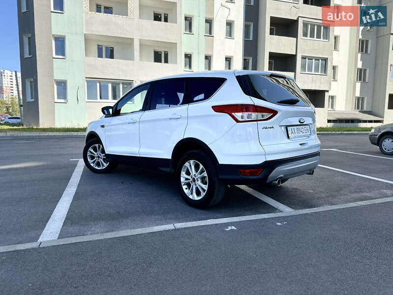 Внедорожник / Кроссовер Ford Kuga 2014 в Харькове