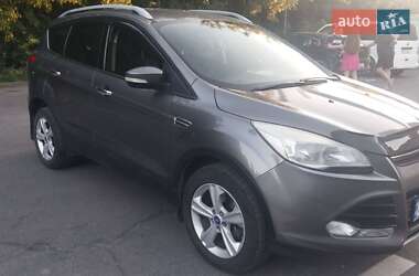 Внедорожник / Кроссовер Ford Kuga 2014 в 