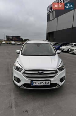 Позашляховик / Кросовер Ford Kuga 2019 в Львові
