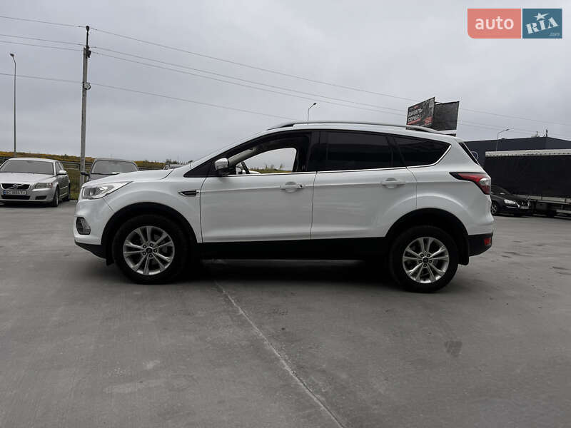Внедорожник / Кроссовер Ford Kuga 2019 в Львове