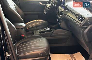 Внедорожник / Кроссовер Ford Kuga 2020 в 