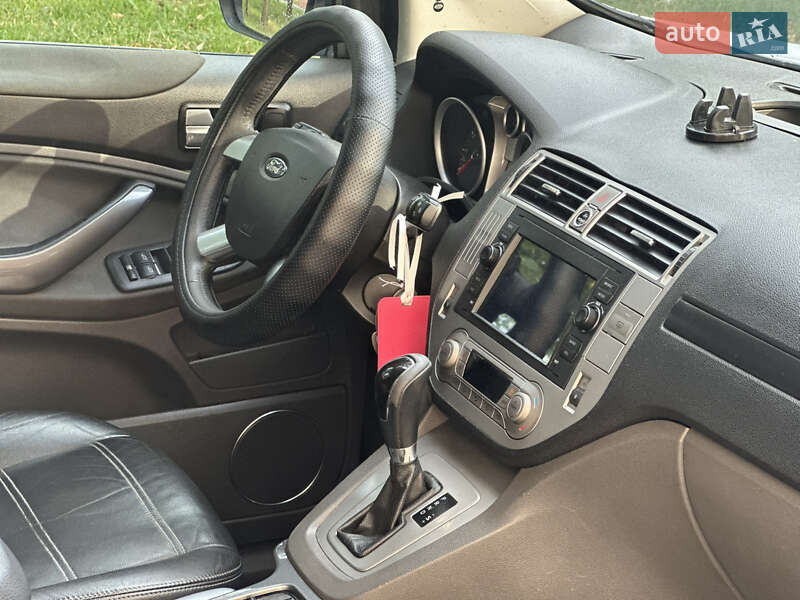 Внедорожник / Кроссовер Ford Kuga 2010 в Львове