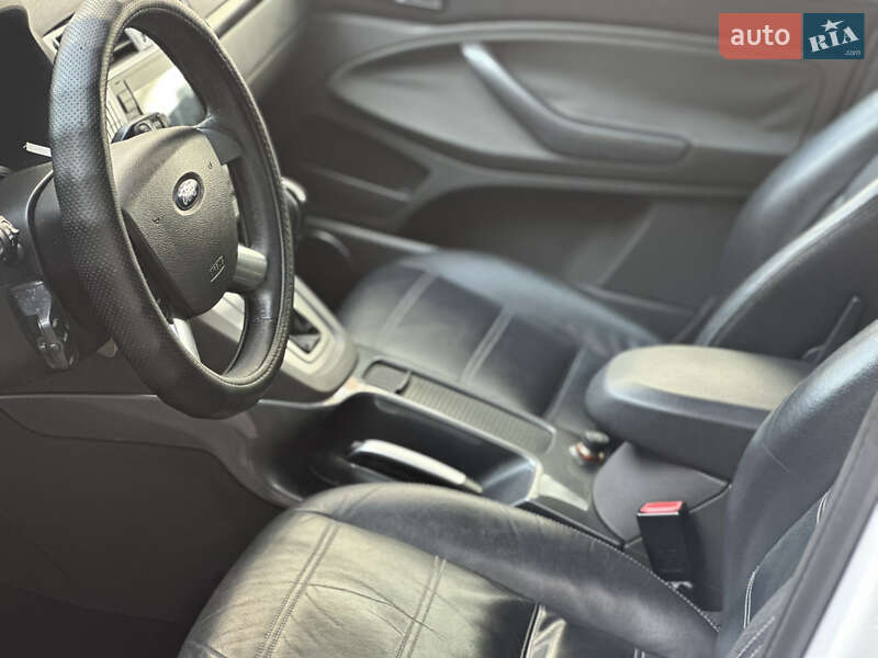 Внедорожник / Кроссовер Ford Kuga 2010 в Львове