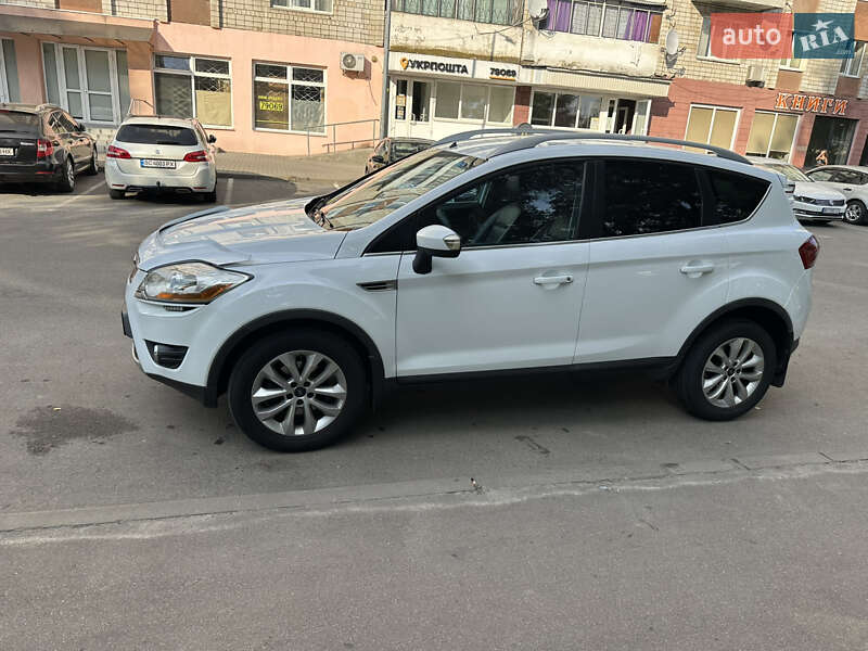 Внедорожник / Кроссовер Ford Kuga 2010 в Львове