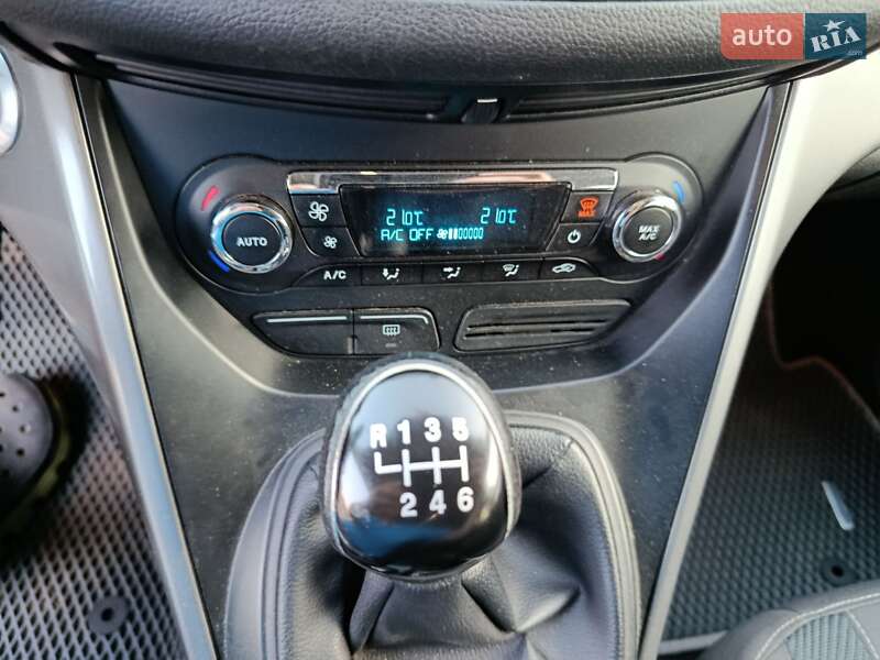 Внедорожник / Кроссовер Ford Kuga 2013 в Соснице