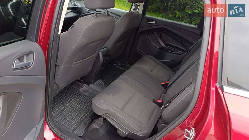 Внедорожник / Кроссовер Ford Kuga 2015 в Нововолынске фото 18 Внедорожник / Кроссовер Ford Kuga 2015 в Нововолынске